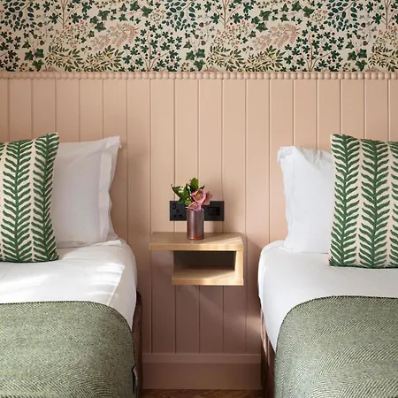 阿什酒店 酒店 4*