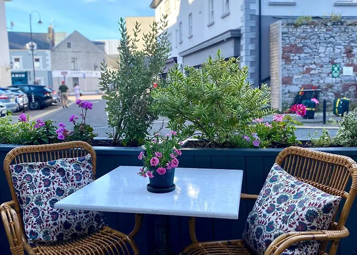 阿什酒店 4* 特拉利