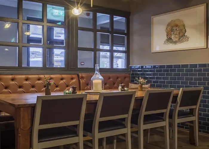 阿什酒店 特拉利